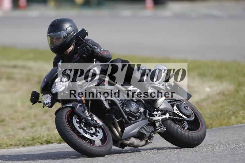 /Archiv-2024/17 01.05.2024 Speer Racing ADR/Schnuppertraining